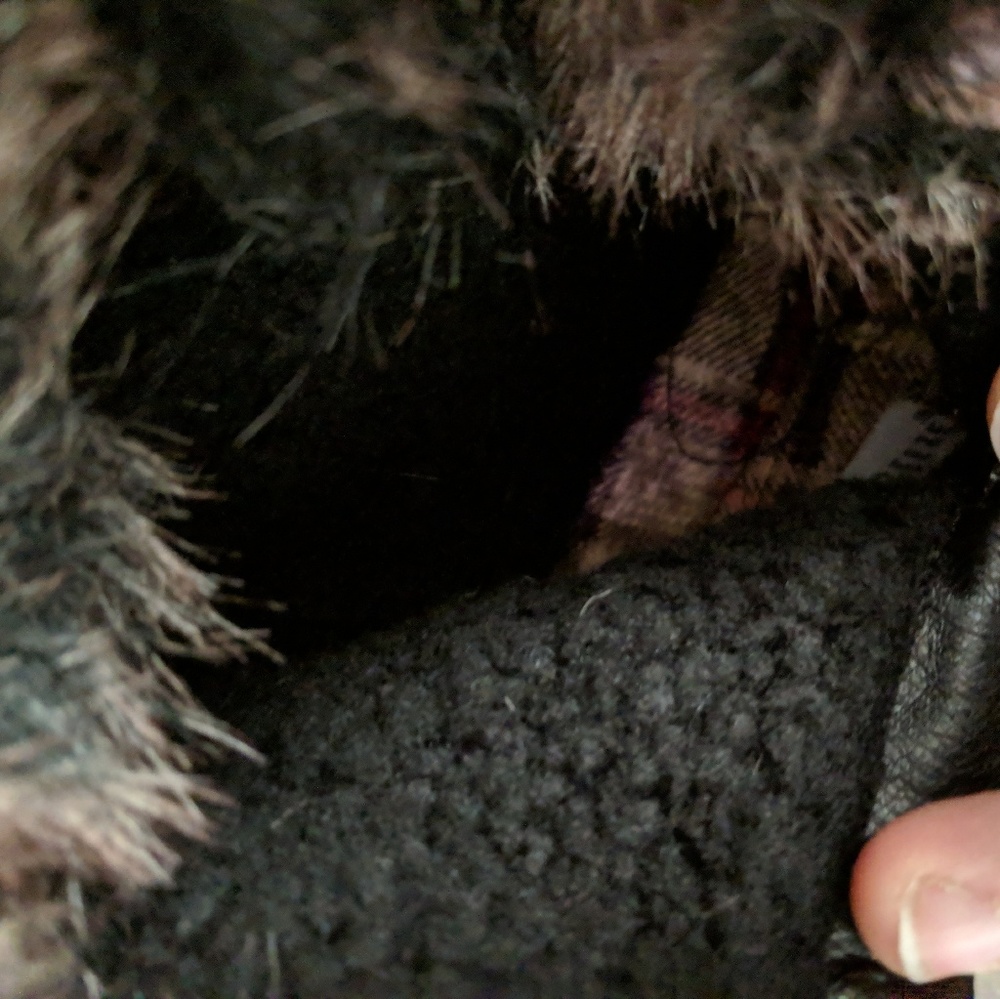 Black Faux Fur zip-up Duck Boots - Picture 6 of 6